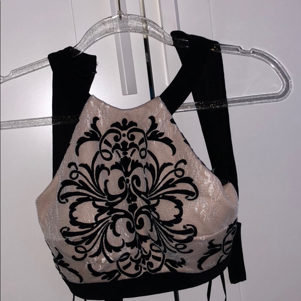 Cropped Halter top